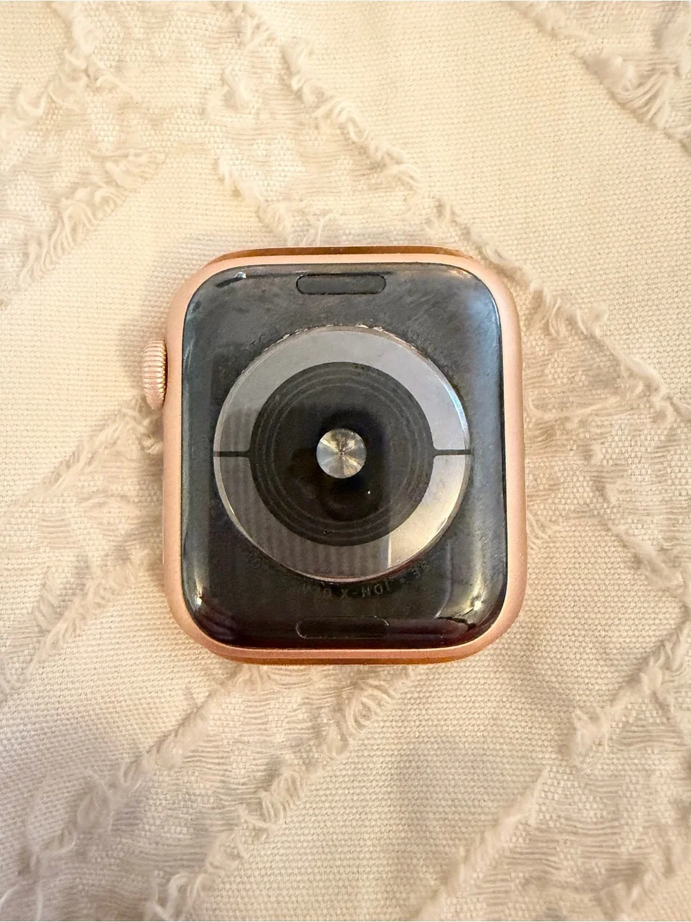 APPLE Watch Series 5 – 40mm – Rose Gold (GPS + Cellular)